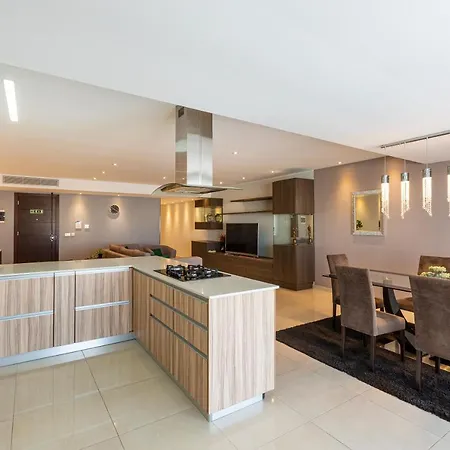 Lejlighed Seafront, Designer With Private Terrace & Wifi By 360 Estates Pietà