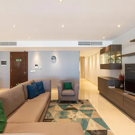 Seafront, Designer With Private Terrace & Wifi By 360 Estates * Pieta