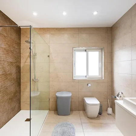 Seafront, Designer With Private Terrace & Wifi By 360 Estates Appartement Pietà