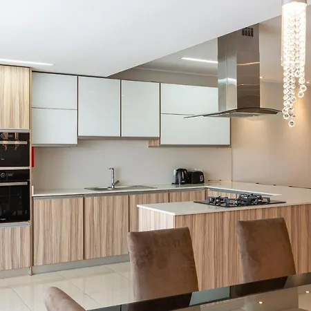 Apartment Seafront, Designer With Private Terrace & Wifi By 360 Estates Pieta