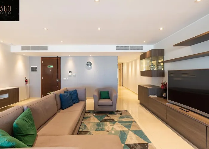 Seafront, Designer With Private Terrace & Wifi By 360 Estates * Pieta