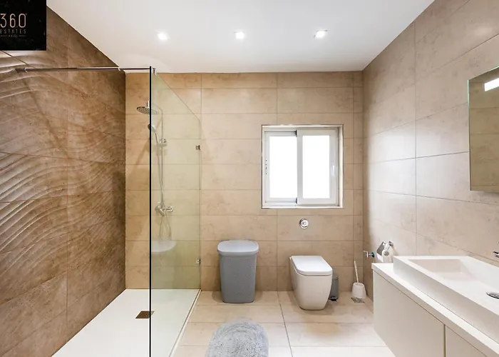 Seafront, Designer With Private Terrace & Wifi By 360 Estates Apartment Pieta