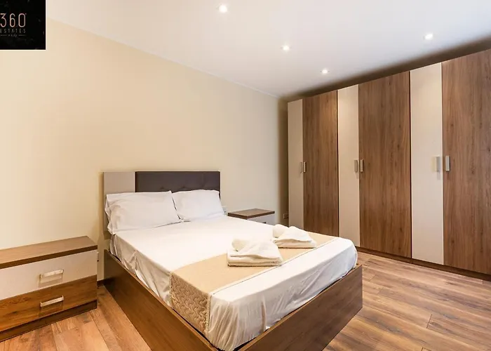 Seafront, Designer With Private Terrace & Wifi By 360 Estates