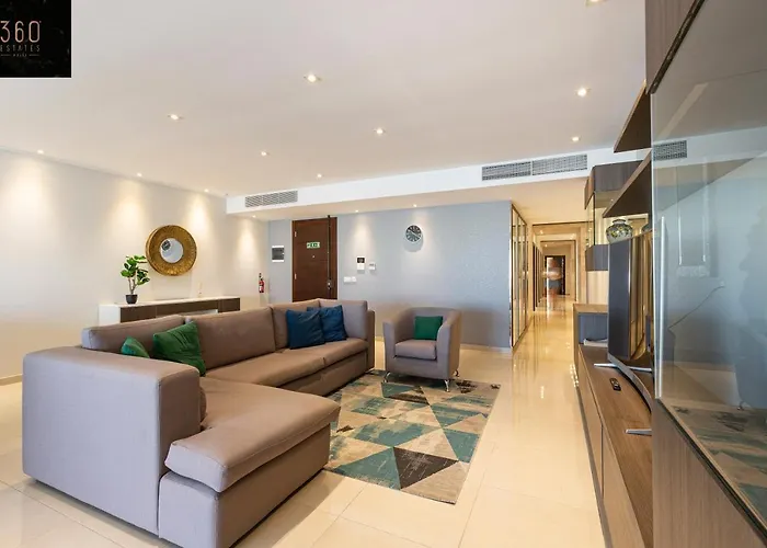 Seafront, Designer With Private Terrace & Wifi By 360 Estates Pieta